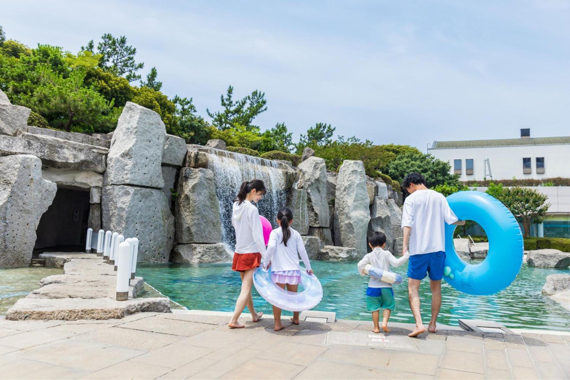 Sheraton Grande Tokyo Bay Hotel Urayasu Екстер'єр фото